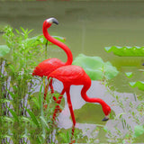 Grote Tuinbeeld Flamingo – 70 x 28 x 80 cm (Neerkijkende Houding) – Transparant Hars &amp; Glasvezel – Weerbestendig Decoratief Tuinbeeld voor Buiten, Balkon of Vijverrand