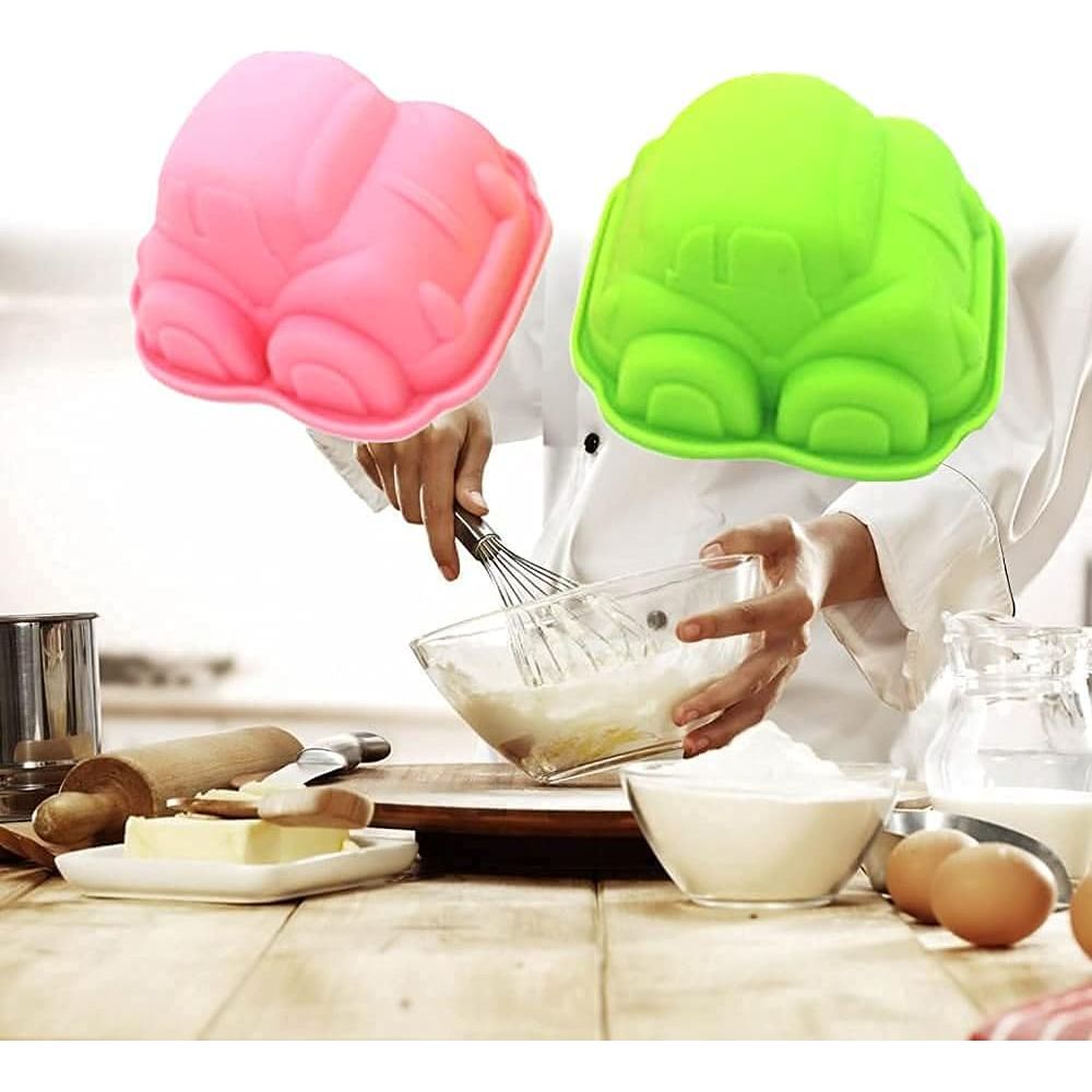4 Stuks - Silicone Bakvormen - 3D Cartoon Auto Design - Ideaal voor Fondant, Gelei, Chocolade - Kindvriendelijk - Hittebestendig tot 230°C - Perfect voor Feestjes & Creatief Bakken - Willekeurige Kleur - Set van 4