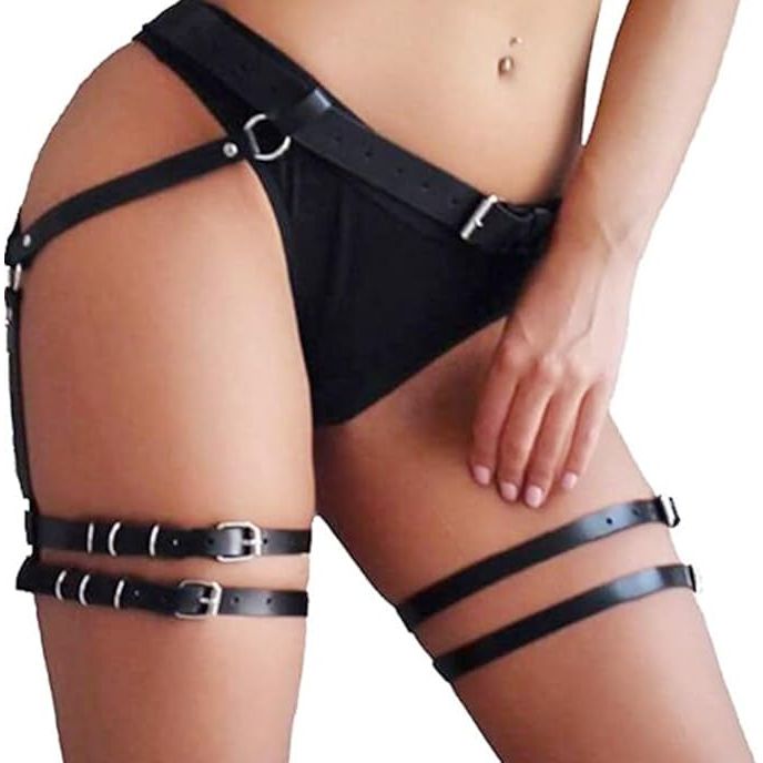 Punk Leren Body Chain – Verstelbare Harness Garter Riem Met Beenbanden – Zwarte Gothic Lichaamsketting Voor Vrouwen – Sexy Leren Heupriem Met Gespen En Metalen Ringen – Voor Festival, Cosplay, Clubwear En Alternatieve Outfits