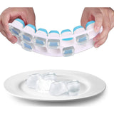 Set van 4 IJsblokjesvormen met Handige Deksel - BPA-Vrij en LFGB Gecertificeerd voor Veilig Gebruik - Totaal 56 Compartimenten - Ruimtebesparend Stapelbaar Ontwerp - Flexibel Materiaal voor Eenvoudige Verwijdering van IJsblokjes
