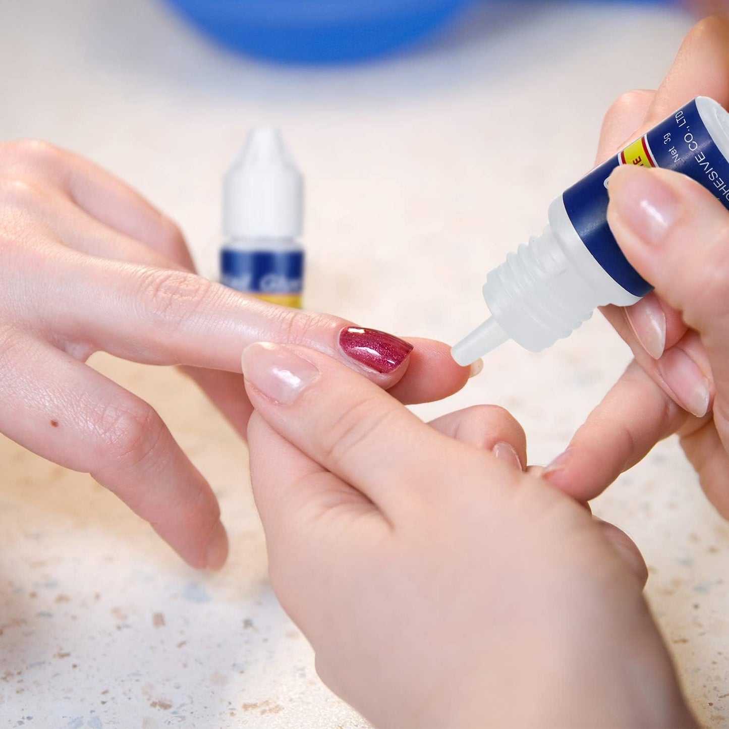Sneldrogende Nagellijm Flessen - Sterke Hechting voor Kunstnagels - Eenvoudig in Gebruik - Perfect voor Nail Art en Professioneel Gebruik - Set van 12