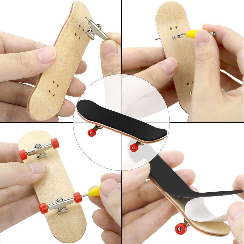 Set van 2 Finger Skateboards - 5-laags Esdoornhout en Legering - Inclusief Opbergdoos - Anti-slip Fingerboards voor Ontspanning en Stressverlichting - Perfect Cadeau voor Kinderen