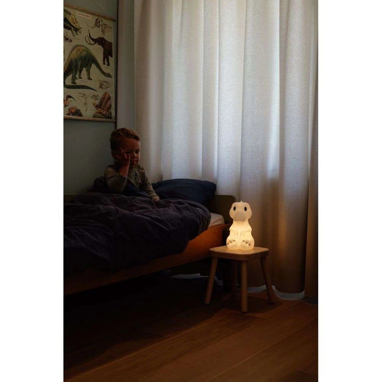 Mr Maria - Grote T-Rex Nachtlamp 25 cm - Dinosaurus Lamp Groot - Dino Kinderlamp - LED Nachtlamp Kind - Siliconen Tafellamp - Dier Nachtlamp - Warm Wit LED Licht - Dimmer In Snoer - Oplaadbare Lamp - Dino Decoratie Lamp - Afmeting 25 x 18 x 14 cm - 5W LED