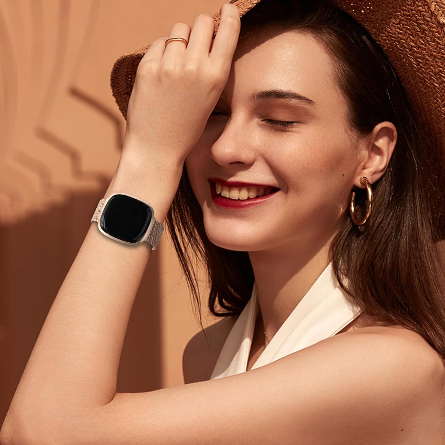 Verstelbare Roestvrijstalen Vervangende Bandjes met Dubbele Magnetische Sluiting - Compatibel met Fitbit Versa 3/Versa 4/Sense 2 - Luxe Zilver - Hoogwaardige Band voor Dames en Heren - Comfortabele Pasvorm en Veilige Bevestiging