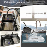 Zwarte Geïntegreerde Spoelbak – Luxe Werkstation Keukenspoelbak met Waterval, Kraan met Digitale Temperatuurweergave, Piano-schakelaarbediening en Volledige Accessoireset (68 cm)