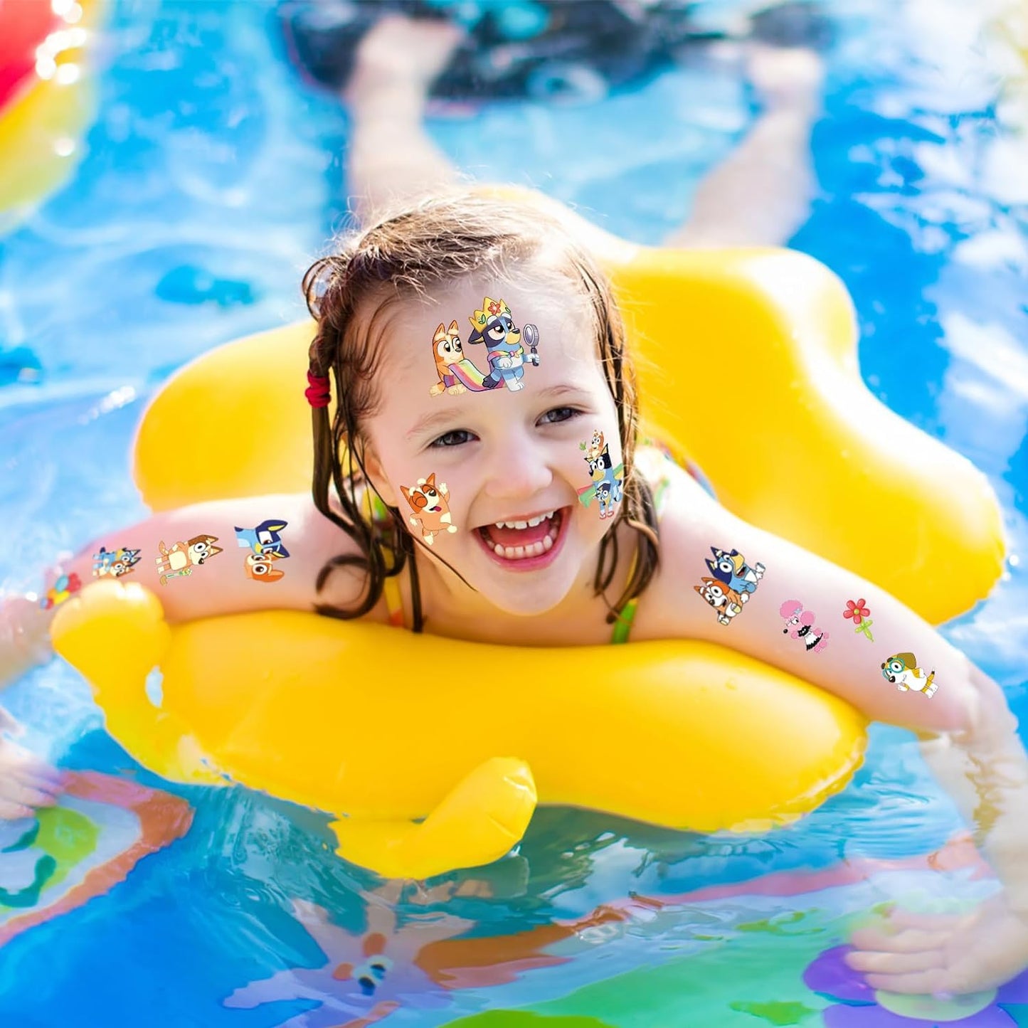 Bluey Themafeest Tijdelijke Tattoos - 8 Vellen, 96 Stuks Cartoonstijl Tattoos voor Kinderen - Veilig en Leuk voor Verjaardagen, Schoolbeloningen en Feestdecoratie
