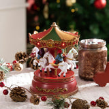 Muziekdoos Carrousel – LED Verlichting – 3 Paarden – Draaibare Kermismolen – Speelt 8 Muziekstukken – Batterij Gevoerd – Klassieke Draaimolen – Kerstversiering – Decoratie Voor Woonkamer, Slaapkamer en Open Haard – 18,5 cm Hoog