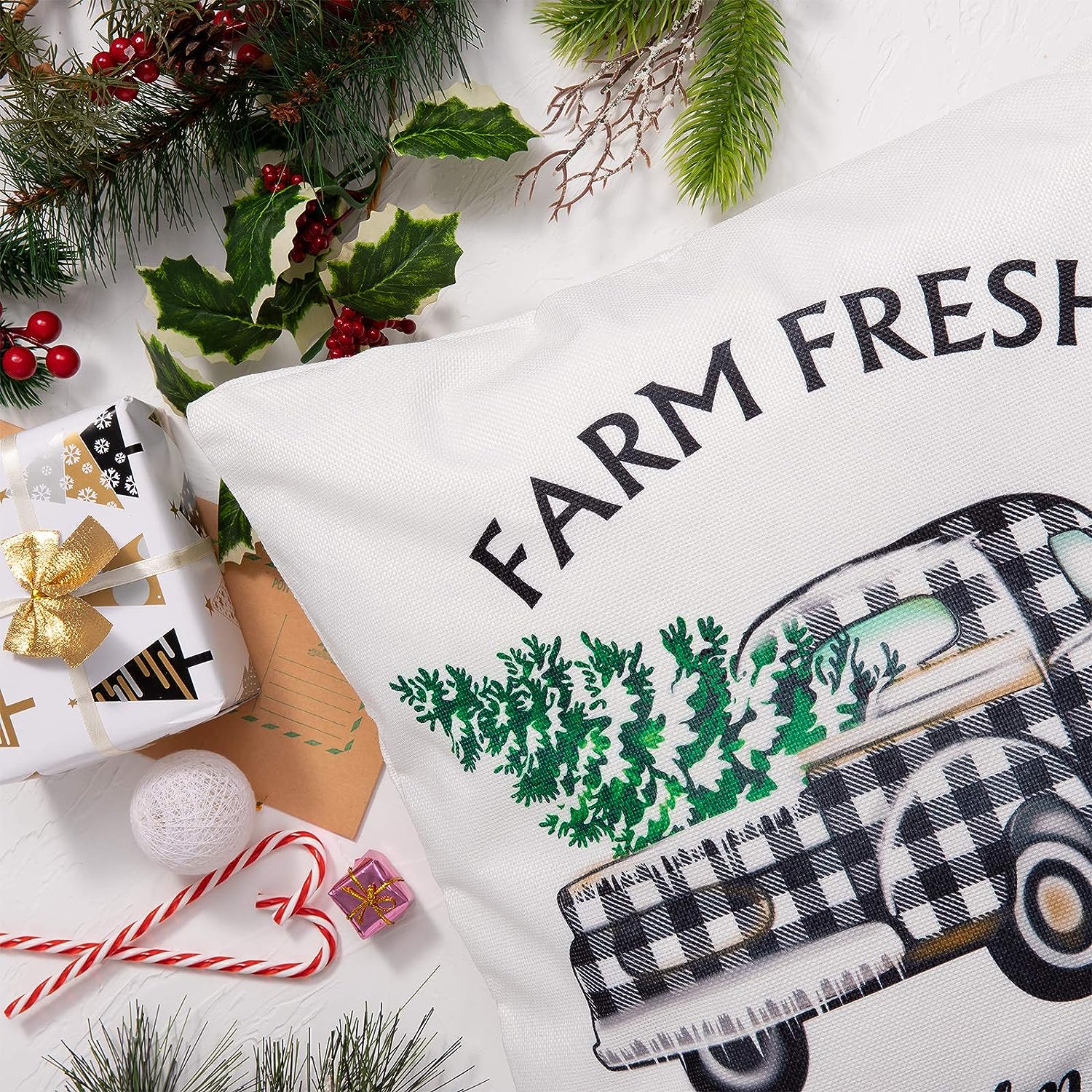 Set van 4 - Kerst Kussenhoes - Zwart Wit Plaid Design - Feestelijke Decoratie - 45 x 45 cm