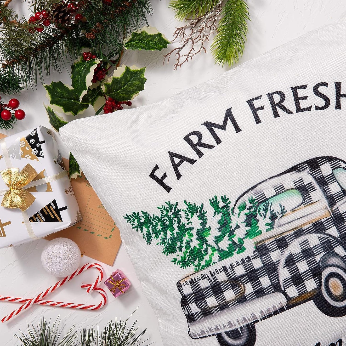 Set van 4 - Kerst Kussenhoes - Zwart Wit Plaid Design - Feestelijke Decoratie - 45 x 45 cm