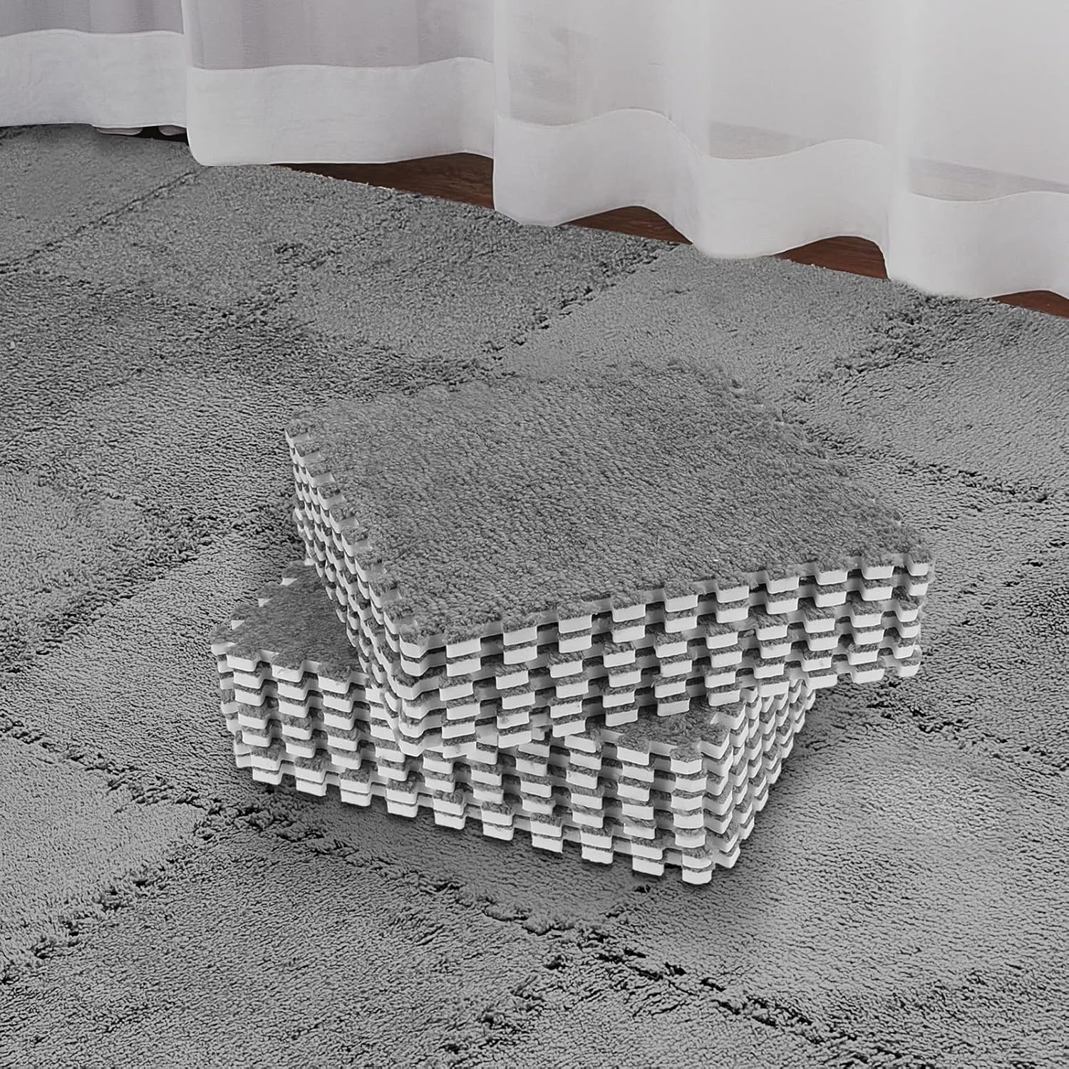 50 Stuks Grijze In Elkaar Grijpende Tapijttegels – 30x30cm EVA Foam & Pluche Vloermatten – Zachte Vierkante Tegels Met Rand – Antislip Vloerkleden Voor Woonkamer Slaapkamer Speelkamer Kantoor – Herbruikbaar & Comfortabel
