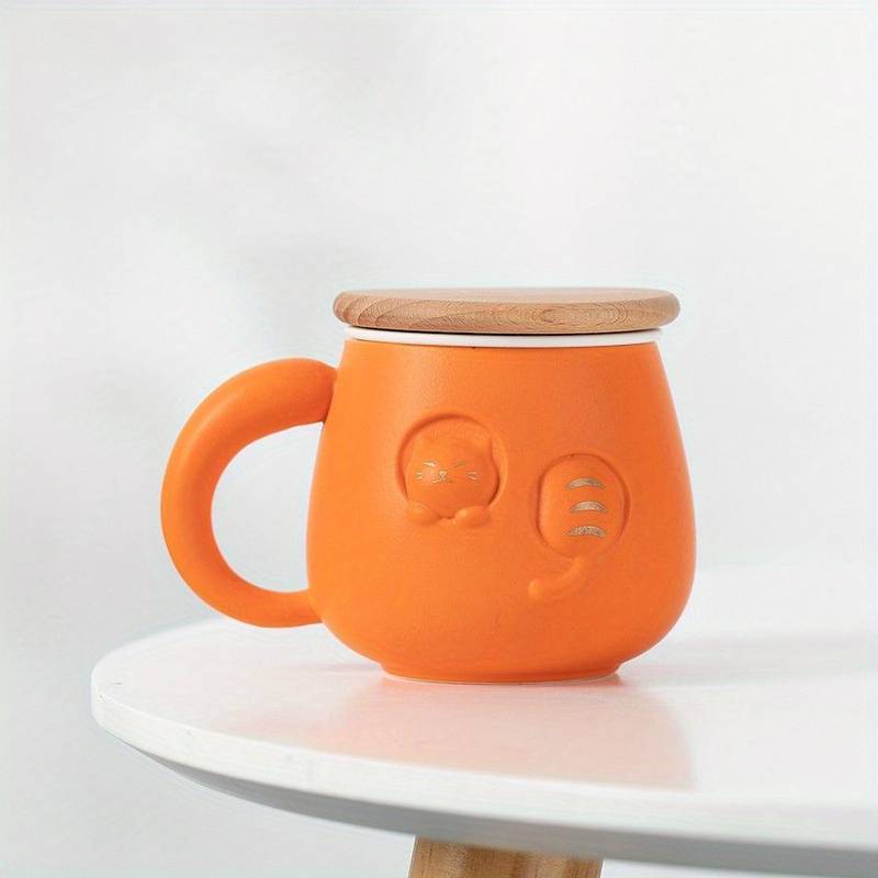 Oranje Kantoorbeker met Schattig Kattendesign - Keramische Theebeker met Deksel en Filter, 12.9 x 9.5 cm - Inclusief Reistas, Ideaal voor Thee- en Waterliefhebbers