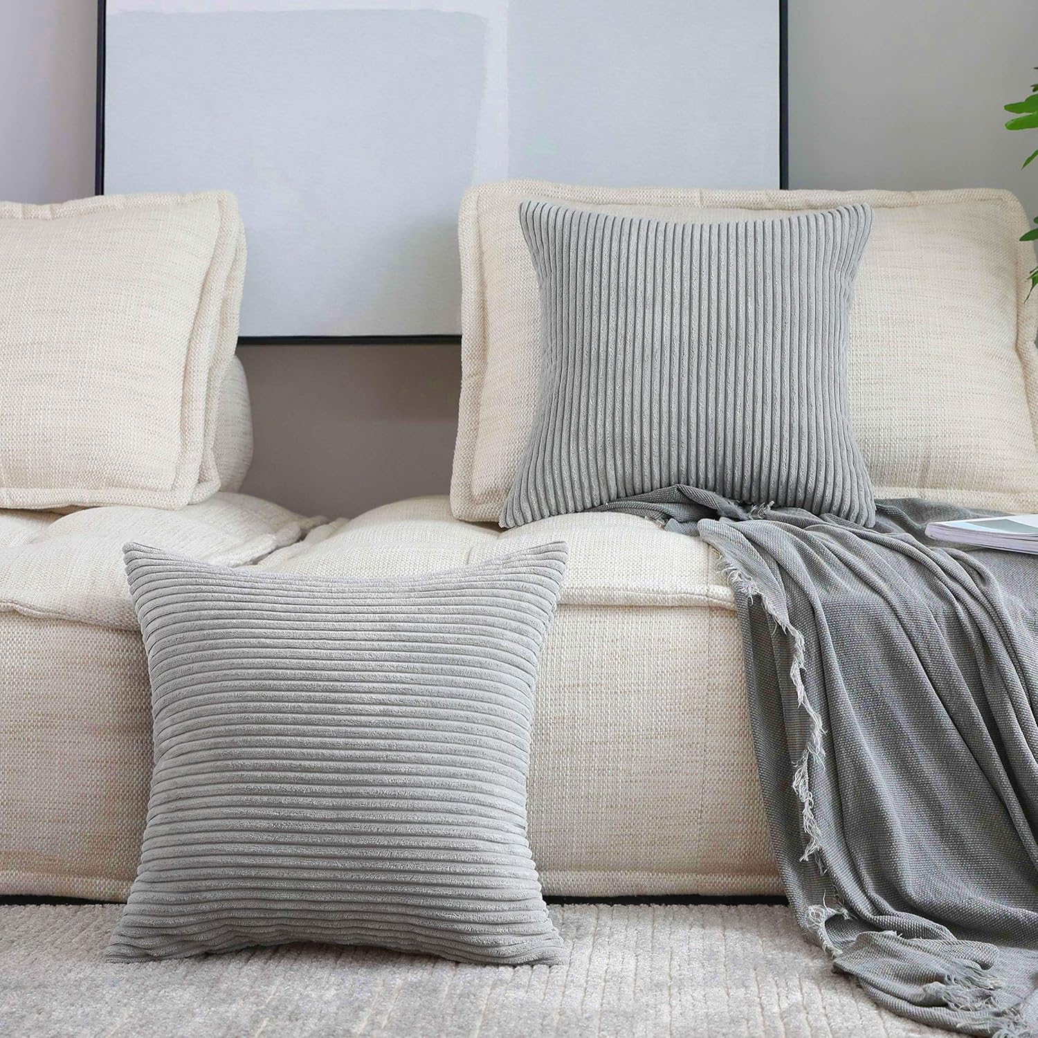 2 Stuks - Grijze Gestreepte Kussenhoezen Set 50 CM - Moderne Sierkussenslopen - Zachte Katoenen Kussenhoezen Voor Woonkamer En Slaapkamer - Luxe En Duurzame Kussenovertrekken - Eenvoudig Wasbare Kussenhoezen - Stijlvolle Grijze Kussenbekleding