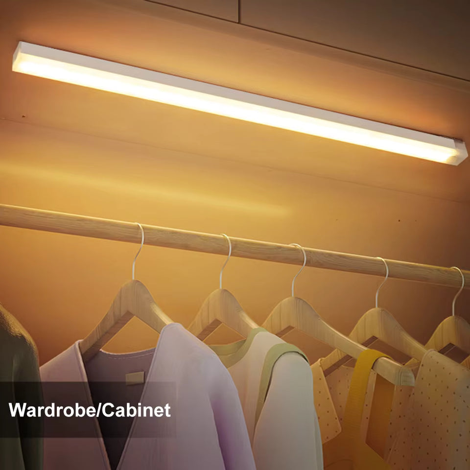 50cm Bewegingssensor LED Licht - Koud Wit Licht – Oplaadbare LED Bar Met Infraroodsensor – Draadloos Nachtlampje Met Magneetbevestiging – Warm Wit Anti-Verblind Licht – Voor Kast Keuken Gang Trap Lade Garderobe Slaapkamer – 3 Standen AUTO-ON-OFF