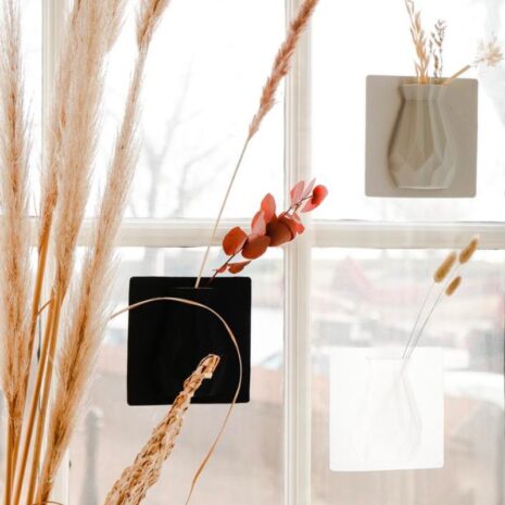 SENZA Siliconen Vaas – Ophangbaar Op Gladde Oppervlakken – Wit – 15x15x4 cm – Geschikt Voor Echte Bloemen En Droogbloemen