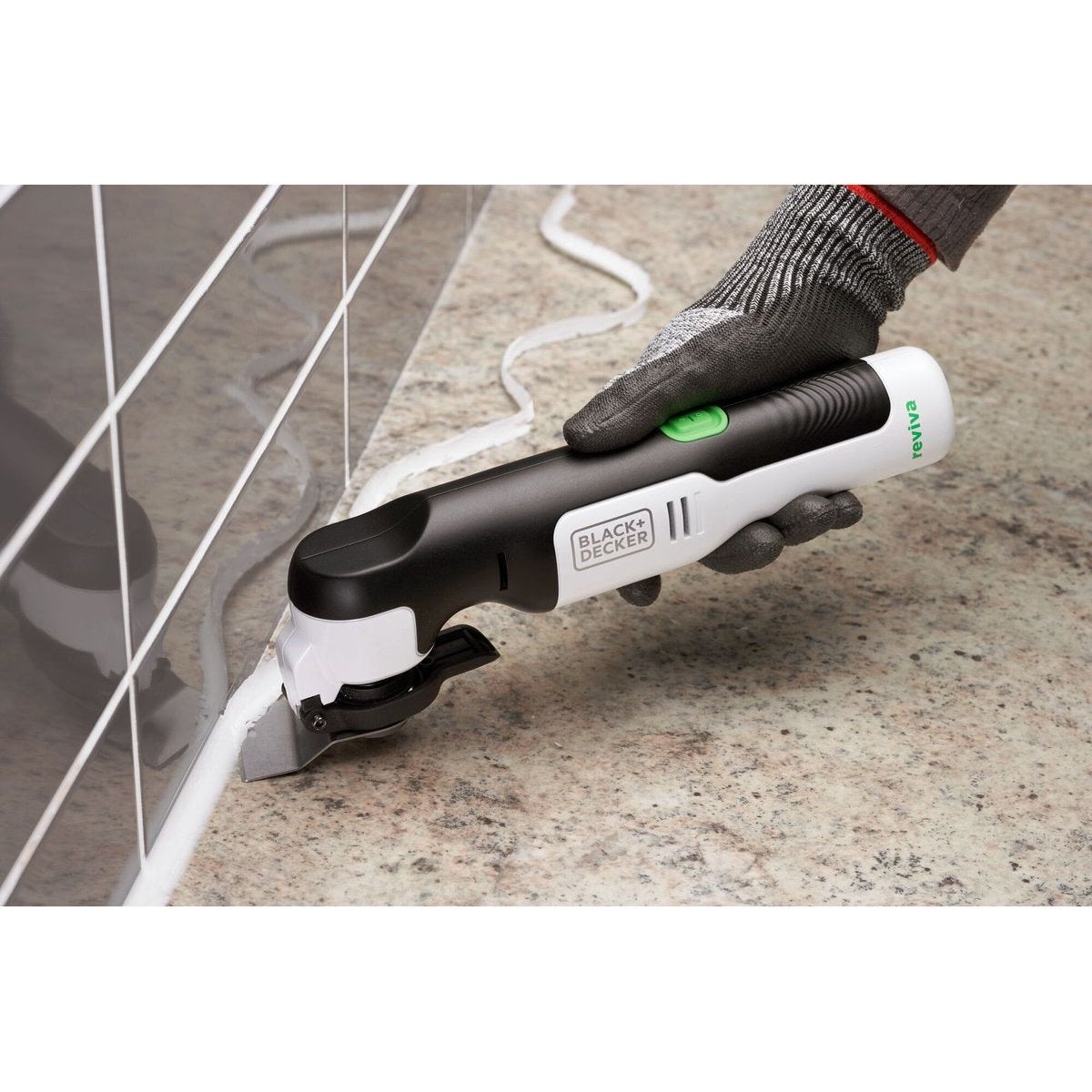 Black & Decker REVOS12C QW – Reviva Multitool – 12V – 1,5Ah – Oplaadbare Multitool – Met Accessoires – Duurzaam Gereedschap – Milieuvriendelijk – Compact – Krachtig – Voor Zagen – Schuren – Slijpen – Klussen – Binnen en Buiten