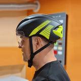 Aerodynamische Fietshelm - Met Vizier - Maat L - Ultralicht 315g - Magnetische Lens - Verstelbare en Geventileerde Helm voor Weg- en MTB-fietsen