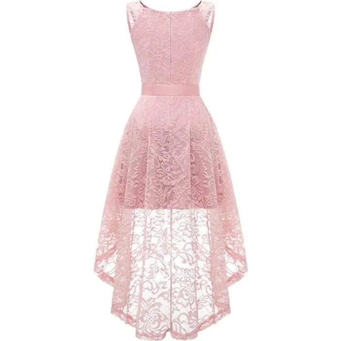 Cocktailjurk – Roze – Kant – Slim Fit Taille – Licht Uitlopende Rok – Hoog Laag Zoom – Verborgen Ritssluiting – Verwijderbare Strikceintuur – Maat M