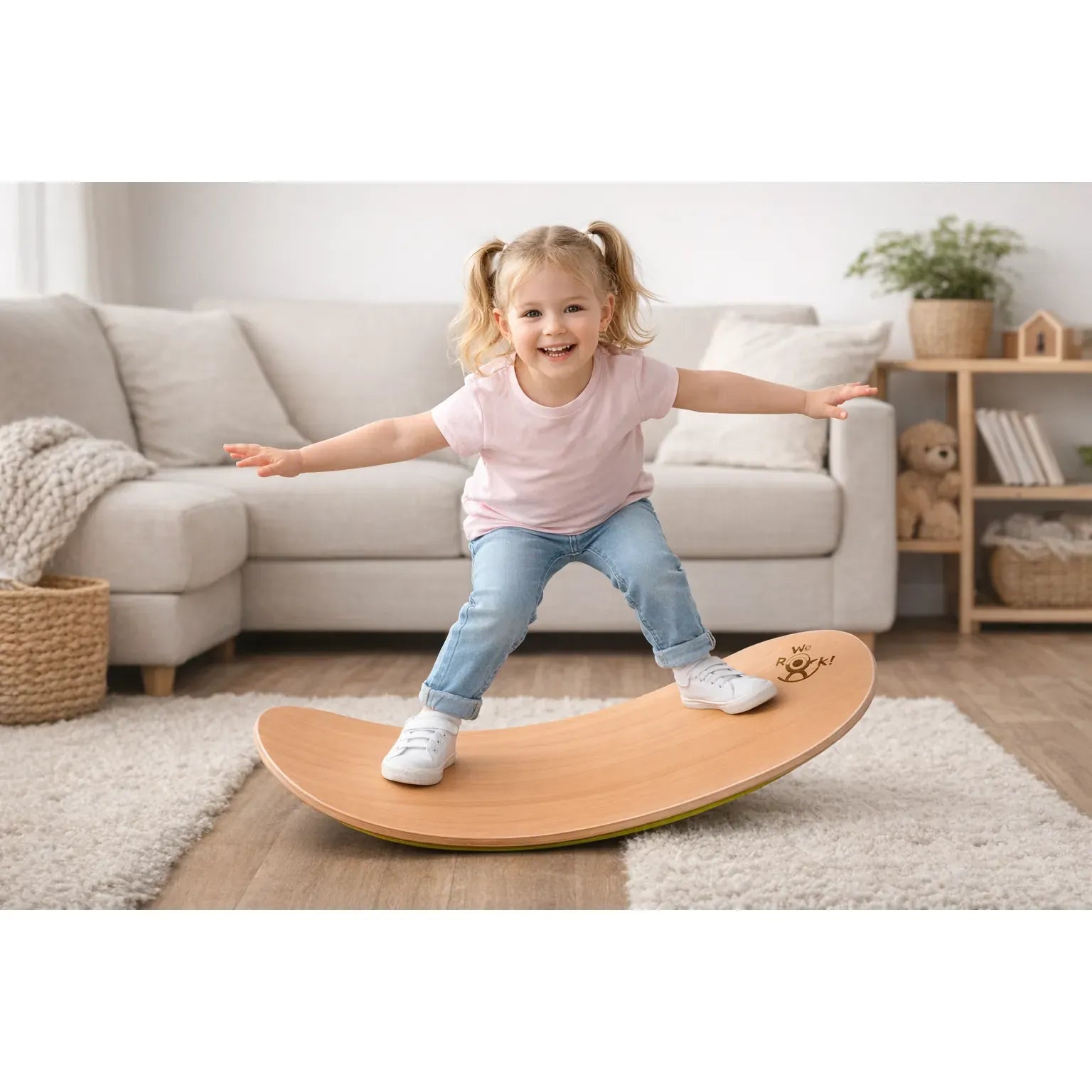 We Rock balansboard – houten wiebelbord voor kinderen – FSC beukenhout balansbord – Montessori speelgoed – wobble board – gebogen speelbord voor balans en motoriek – natuurlijk gelakt houten speelbord – duurzaam kinderspeelgoed
