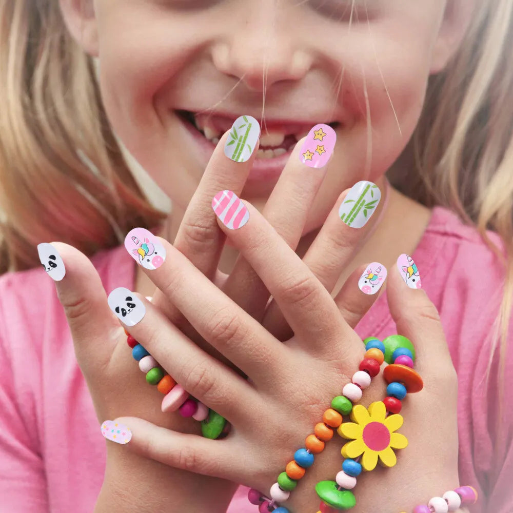 72-delige Kindernagelset met Zelfklevende Stickers - Volledige Bedekking met Glitter, Kleurverloop en Regenboog - Korte Nepnagels voor Kinderen, Perfect als Cadeau voor Kleine Meisjes voor Nail Art Decoratie