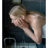 3 Stuks – Xuyoni Milieuvriendelijke cadeauset - Uit Korea – Natuurlijke huidverzorging – Duurzame giftbox – Organic cleansing oil – Solid serum bar – Vegan huidolie – Zero waste verzorgingsset – Eco skincare giftset – Huidverzorgingspakket - Kerst Pakket