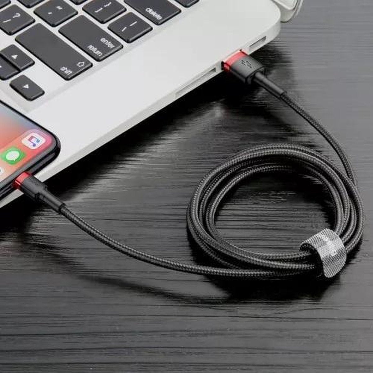 Baseus - 2 meter USB Lightning Kabel - Geschikt voor Apple iPhone - Nylon Gevlochten Oplaadkabel - Duurzaam Ontwerp - USB naar Lightning Kabel - Bestandsoverdracht en Opladen - Aluminium Connectors - Anti-War Technologie