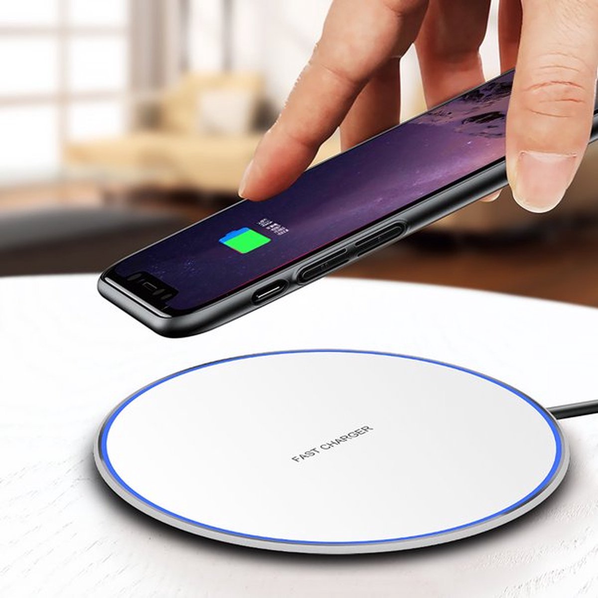 Smartphone Draadloze Fast Charger - Wireless Oplader - Qi - Geschikt Voor Mobielen En Oordopjes Met Draadloos Opladen